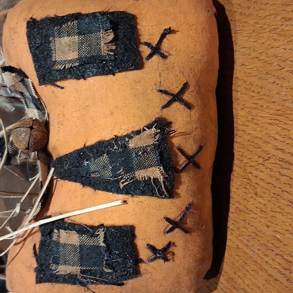 Primitive Jack O Lantern - Picture 1 of 3